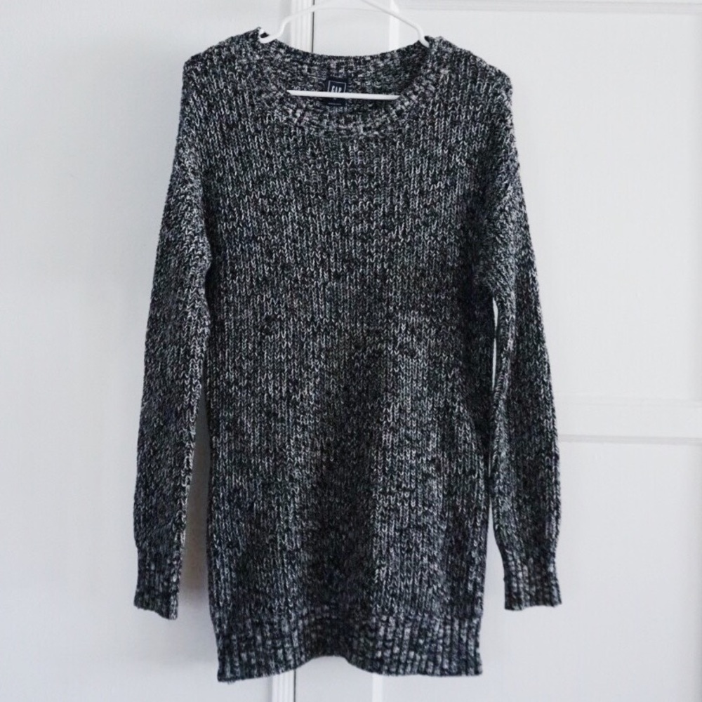 GAP Classic Gray Sweater